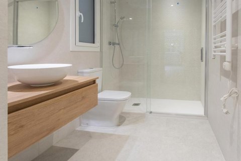 2 chambres apartment à vendre à Barcelona, Catalonia, Spain № 3655 - photo 6