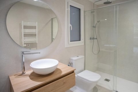 2 chambres apartment à vendre à Barcelona, Catalonia, Spain № 3655 - photo 7