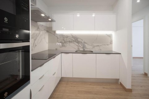 2 chambres apartment à vendre à Barcelona, Catalonia, Spain № 3654 - photo 7