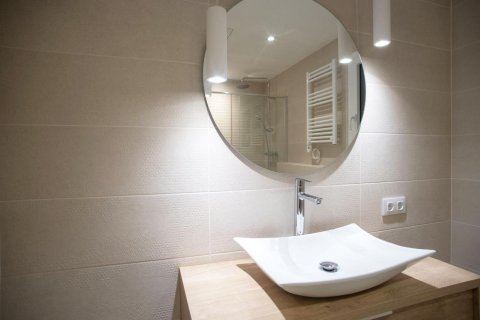 2 chambres apartment à vendre à Barcelona, Catalonia, Spain № 3654 - photo 15