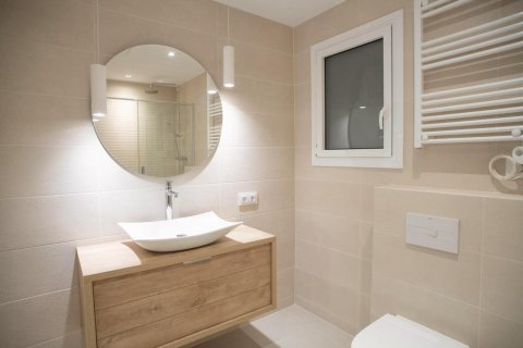 2 chambres apartment à vendre à Barcelona, Catalonia, Spain № 3654 - photo 18