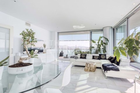 Квартира с 3 спальнями в Сан-Марти, Барселона, Каталония, Испания № 2270