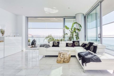 Купить квартиру в Сан-Марти, Барселона, Испания с 3 спальни, 147м², № 2270 - фото 3