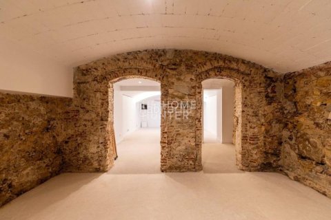 Купить квартиру в Бадалона, Испания с 1 спальня, 175м², № 2274 - фото 24