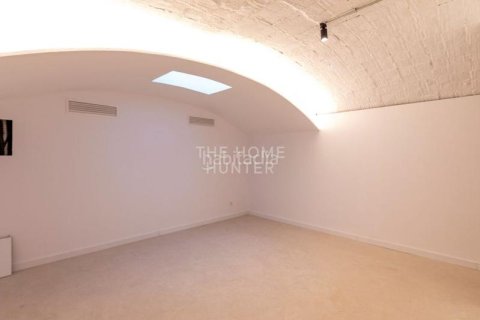 Купить квартиру в Бадалона, Испания с 1 спальня, 175м², № 2274 - фото 27