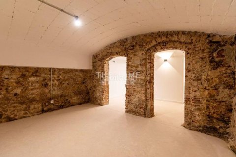 Купить квартиру в Бадалона, Испания с 1 спальня, 175м², № 2274 - фото 25