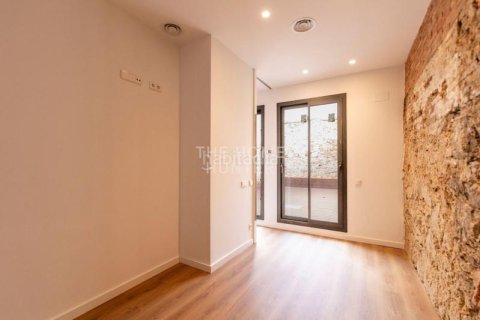 Купить квартиру в Бадалона, Испания с 1 спальня, 175м², № 2274 - фото 11