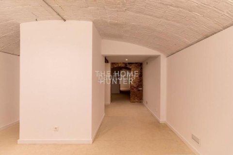 Купить квартиру в Бадалона, Испания с 1 спальня, 175м², № 2274 - фото 29