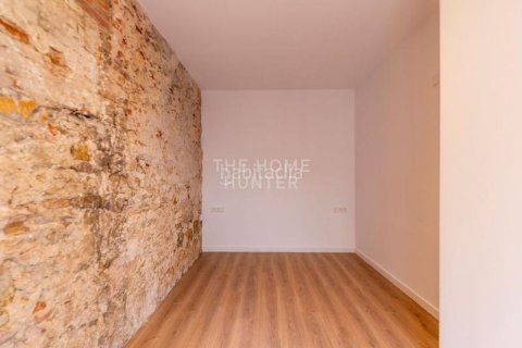 Купить квартиру в Бадалона, Испания с 1 спальня, 175м², № 2274 - фото 6