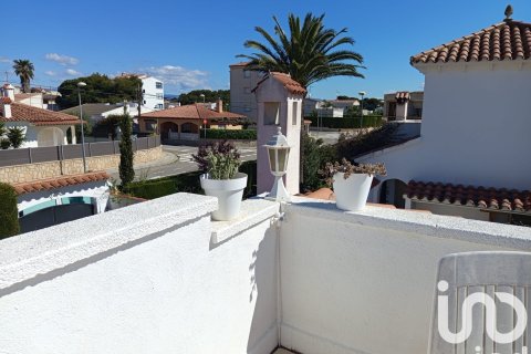 4 bedrooms house for sale in Cambrils, Tarragona, Catalonia, Spain № 7565 - photo 9