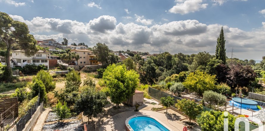 4 bedrooms house for sale in Sentmenat, Barcelona, Catalonia, Spain № 7561