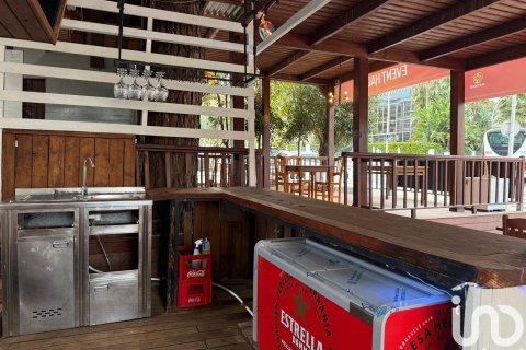 250 sq.m. commercial property for sale in Salou, Tarragona, Catalonia, Spain № 7564 - photo 26