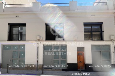 2 bedrooms duplex for sale in Barcelona, Catalonia, Spain № 5674 - photo 8