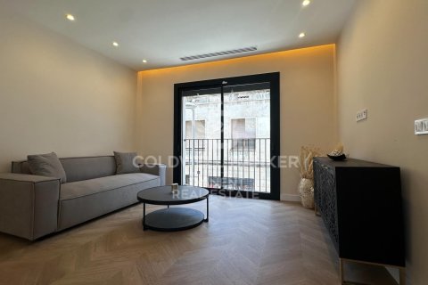 2 bedrooms apartment for sale in Barcelona, Catalonia, Spain № 5676 - photo 6