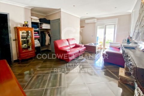 2 bedrooms cafe / restaurant for sale in L'Escala, Girona, Catalonia, Spain № 5677 - photo 9