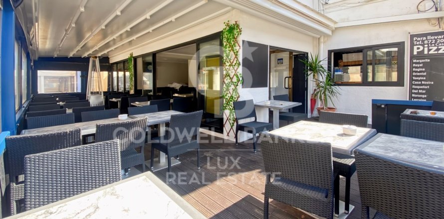 2 bedrooms cafe / restaurant for sale in L'Escala, Girona, Catalonia, Spain № 5677