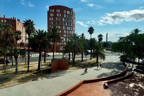 Квартира с 2 спальнями в Барселоне, Каталония, Испания № 1283