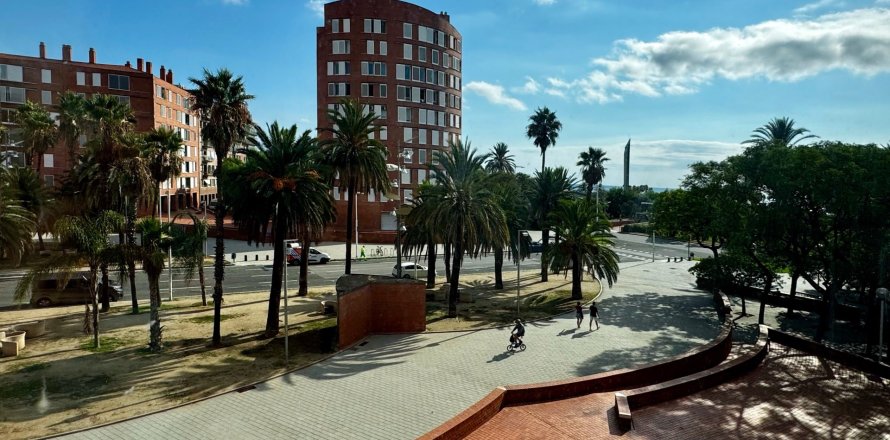 Квартира с 2 спальнями в Барселоне, Каталония, Испания № 1283