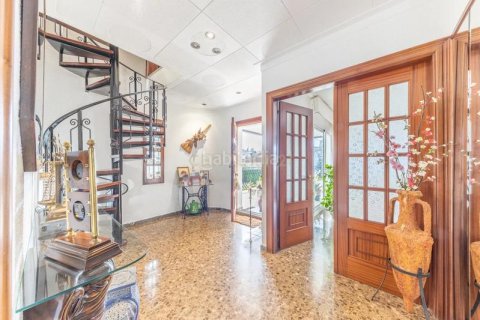 Купить дом в Барселона, Испания с 3 спальни, 890м², № 2330 - фото 10