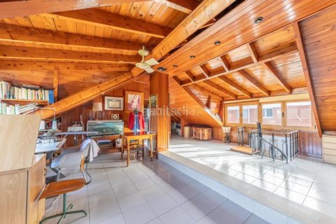 Купить дом в Барселона, Испания с 3 спальни, 890м², № 2330 - фото 30