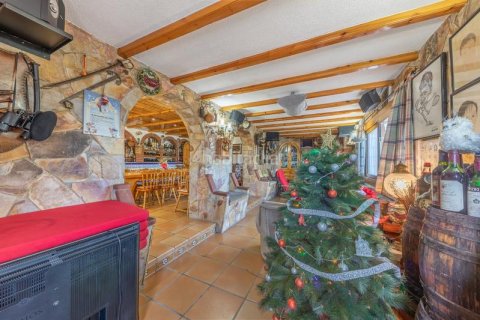 Купить дом в Барселона, Испания с 3 спальни, 890м², № 2330 - фото 6