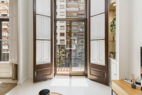 2 chambres apartment à vendre à Barcelona, Catalonia, Spain № 4207 - photo 3