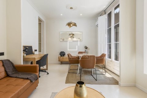 2 chambres apartment à vendre à Barcelona, Catalonia, Spain № 4207 - photo 7