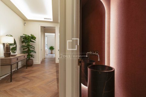 3 chambres apartment à vendre à Barcelona, Catalonia, Spain № 4201 - photo 9