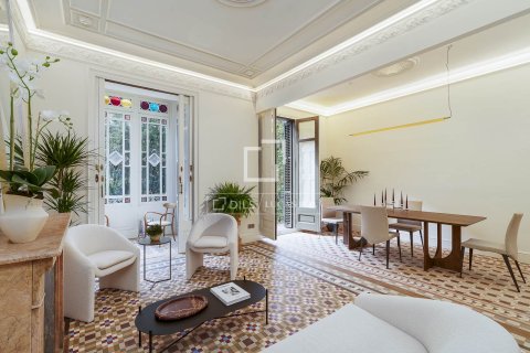 3 chambres apartment à vendre à Barcelona, Catalonia, Spain № 4201 - photo 4