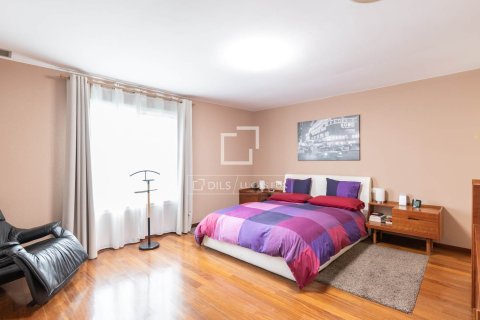 Villa de 5 dormitorios en venta en Sant Cugat del Vallès, Barcelona, Cataluña, Spain № 4205 - foto 19