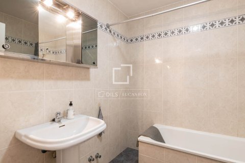 Villa de 5 dormitorios en venta en Sant Cugat del Vallès, Barcelona, Cataluña, Spain № 4205 - foto 25