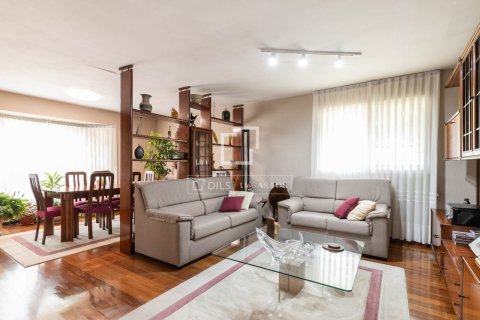 Villa de 5 dormitorios en venta en Sant Cugat del Vallès, Barcelona, Cataluña, Spain № 4205 - foto 3