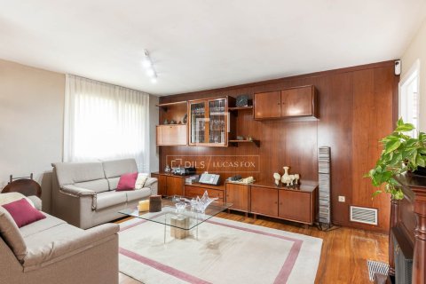 Villa de 5 dormitorios en venta en Sant Cugat del Vallès, Barcelona, Cataluña, Spain № 4205 - foto 14