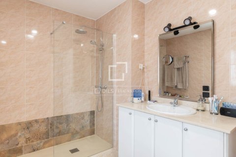 Villa de 5 dormitorios en venta en Sant Cugat del Vallès, Barcelona, Cataluña, Spain № 4205 - foto 21