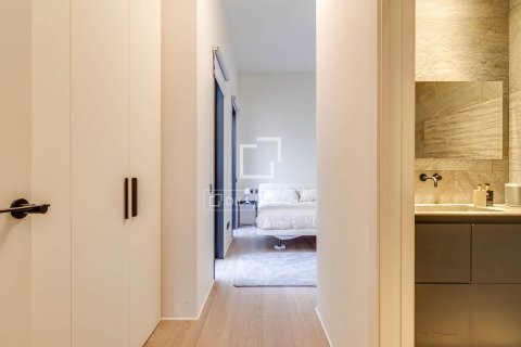 Apartamento de 2 dormitorios en venta en Barcelona, Cataluña, Spain № 6545 - foto 21