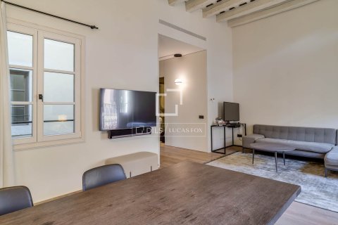 Apartamento de 2 dormitorios en venta en Barcelona, Cataluña, Spain № 6545 - foto 6