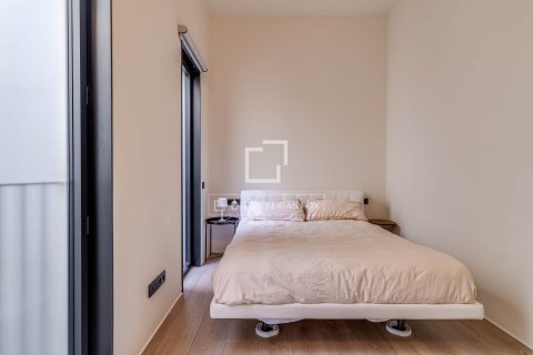 Apartamento de 2 dormitorios en venta en Barcelona, Cataluña, Spain № 6545 - foto 26