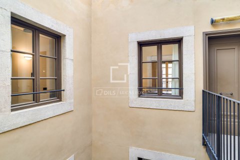Apartamento de 2 dormitorios en venta en Barcelona, Cataluña, Spain № 6545 - foto 20