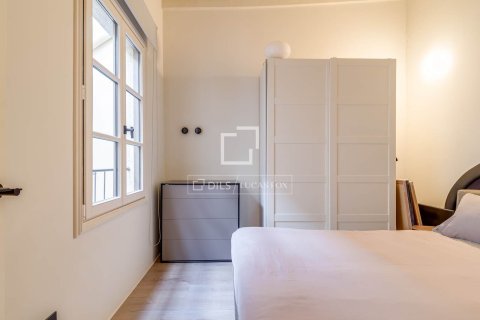 Apartamento de 2 dormitorios en venta en Barcelona, Cataluña, Spain № 6545 - foto 17