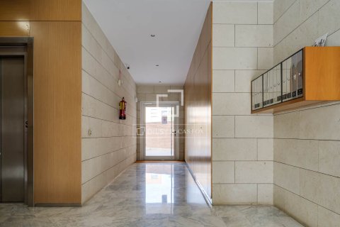 Купить квартиру в Барселона, Испания с 4 спальни, 122м², № 6544 - фото 23