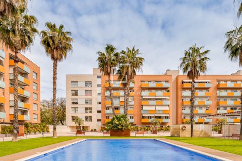 Apartamento de 4 dormitorios en venta en Barcelona, Cataluña, Spain № 6544
