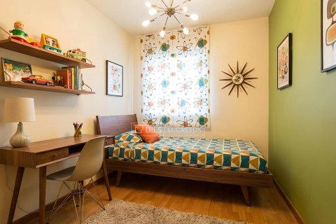 Купить квартиру в Барселона, Испания с 4 спальни, 122м², № 6544 - фото 17
