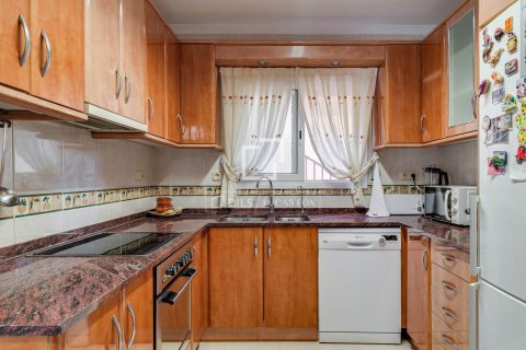 Купить виллу в Вилассар-де-Дальт, Испания с 4 спальни, 231м², № 6542 - фото 16