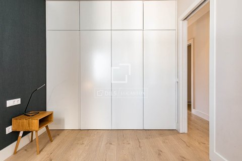 Купить квартиру в Барселона, Испания с 2 спальни, 70м², № 6541 - фото 17