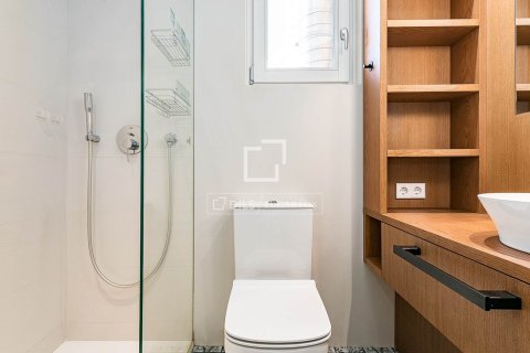 Купить квартиру в Барселона, Испания с 2 спальни, 70м², № 6541 - фото 19