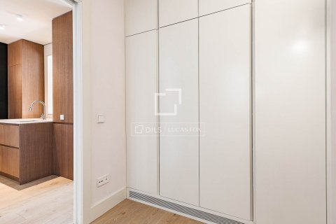 Купить квартиру в Барселона, Испания с 2 спальни, 70м², № 6541 - фото 25