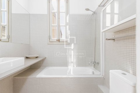 Купить квартиру в Барселона, Испания с 2 спальни, 68м², № 6540 - фото 18