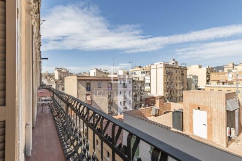 Купить квартиру в Барселона, Испания с 2 спальни, 68м², № 6540 - фото 6