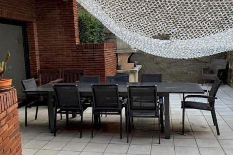 5 bedrooms house for sale in Castelldefels, Barcelona, Catalonia, Spain № 6632 - photo 18