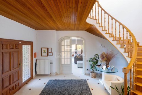 6 bedrooms villa for sale in Cabrils, Barcelona, Catalonia, Spain № 6637 - photo 18